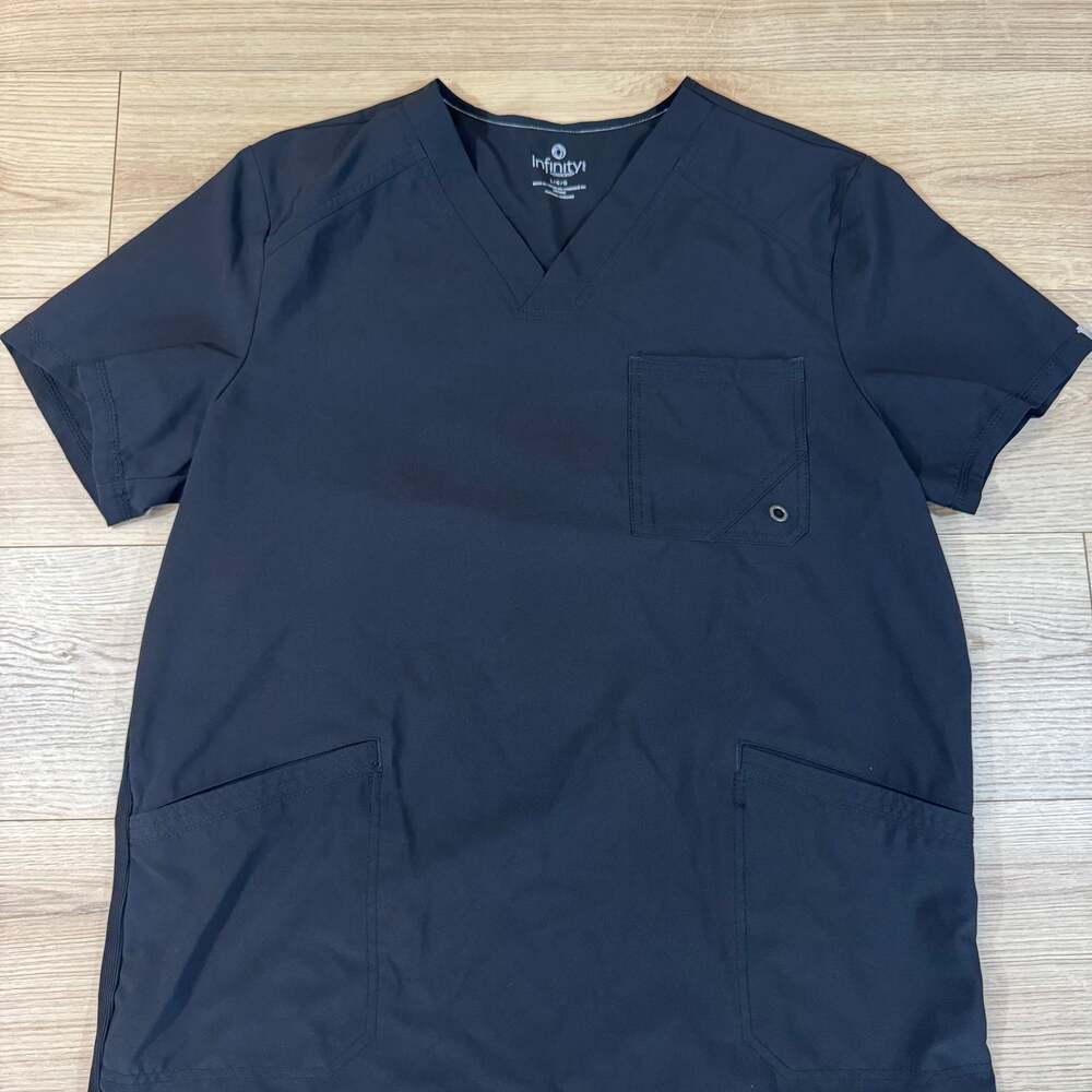 Cherokee Infinity Men's V-Neck Scrub Top in black